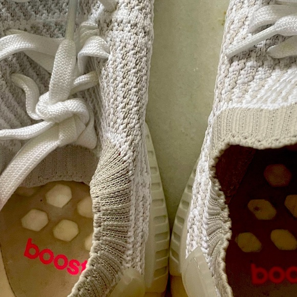 Adidas Boost - Picture 2 of 5